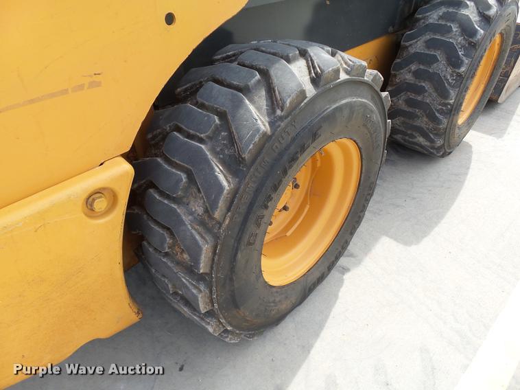 image for item DB4526 2012 Case SV300 skid steer