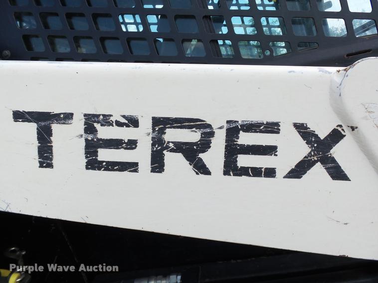 image for item DB4527 2011 Terex PT100G skid steer