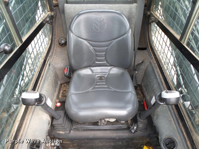 image for item DB4533 2012 New Holland C238 skid steer