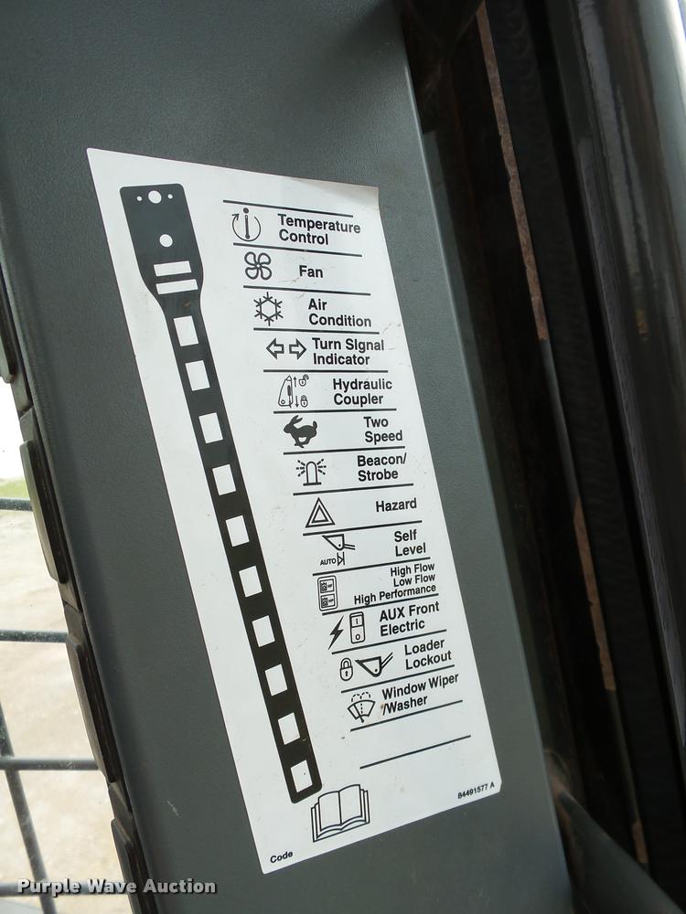 image for item DB4533 2012 New Holland C238 skid steer