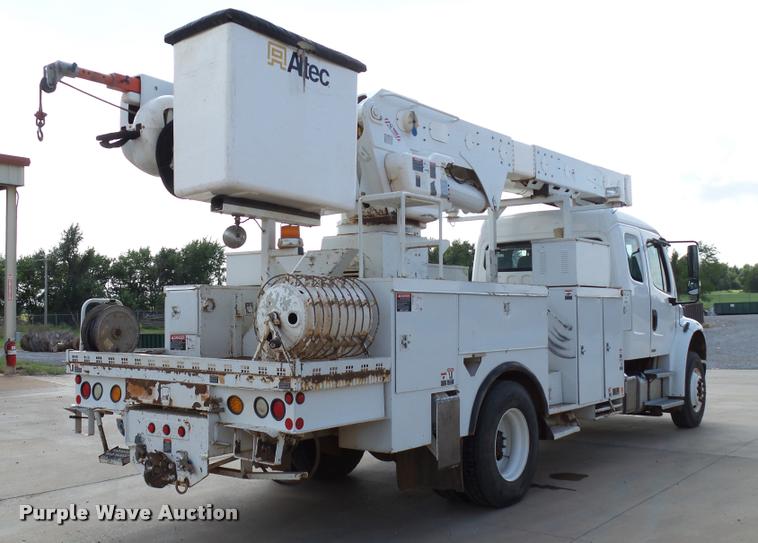 image for item DB4536 2009 Freightliner Business Class M2 bucket truck