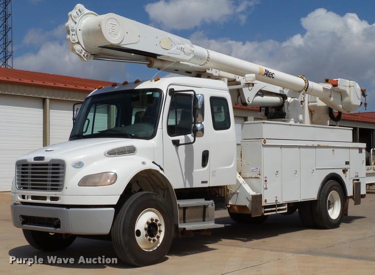 image for item DB4536 2009 Freightliner Business Class M2 bucket truck