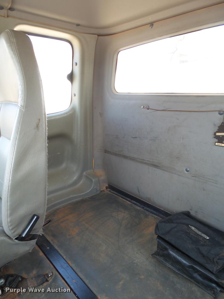 image for item DB4536 2009 Freightliner Business Class M2 bucket truck