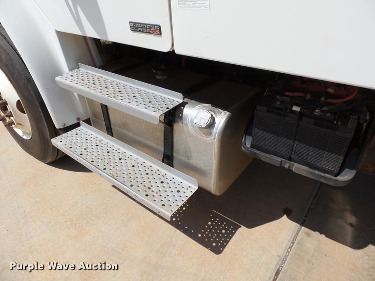 image for item DB4536 2009 Freightliner Business Class M2 bucket truck