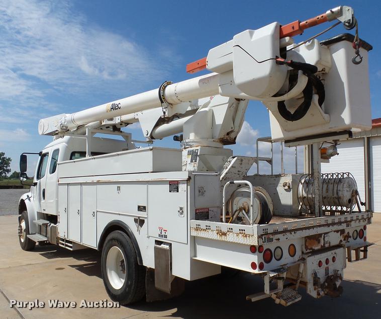 image for item DB4536 2009 Freightliner Business Class M2 bucket truck