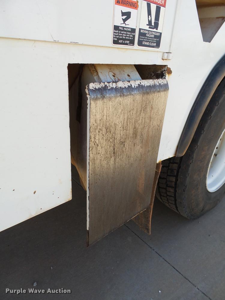 image for item DB4536 2009 Freightliner Business Class M2 bucket truck