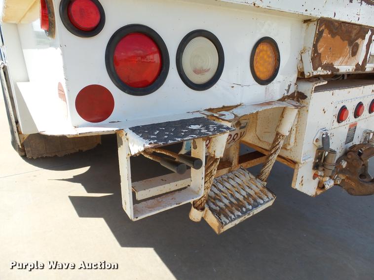 image for item DB4536 2009 Freightliner Business Class M2 bucket truck