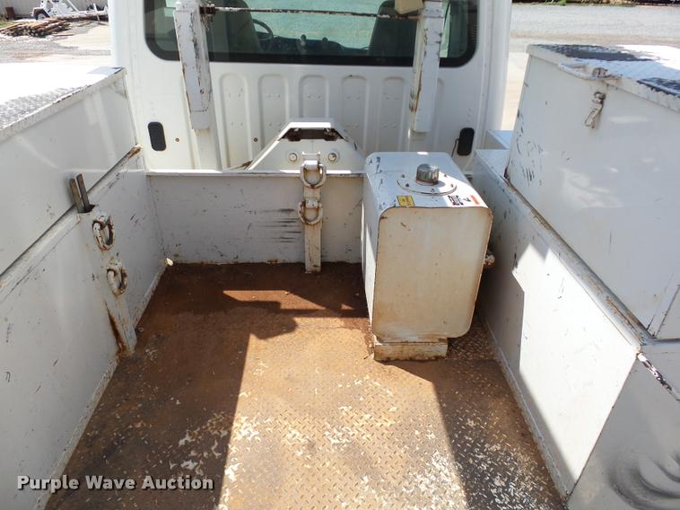 image for item DB4536 2009 Freightliner Business Class M2 bucket truck