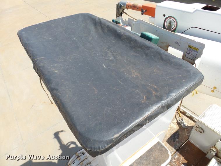 image for item DB4536 2009 Freightliner Business Class M2 bucket truck