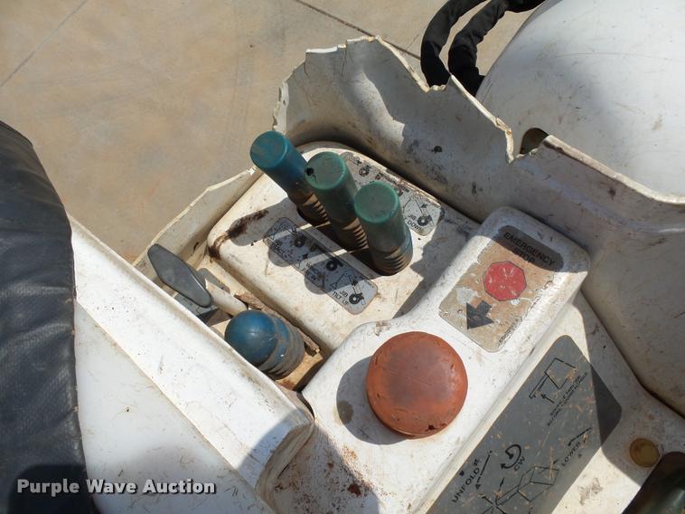 image for item DB4536 2009 Freightliner Business Class M2 bucket truck