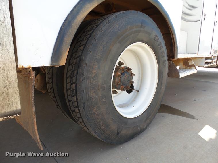 image for item DB4536 2009 Freightliner Business Class M2 bucket truck