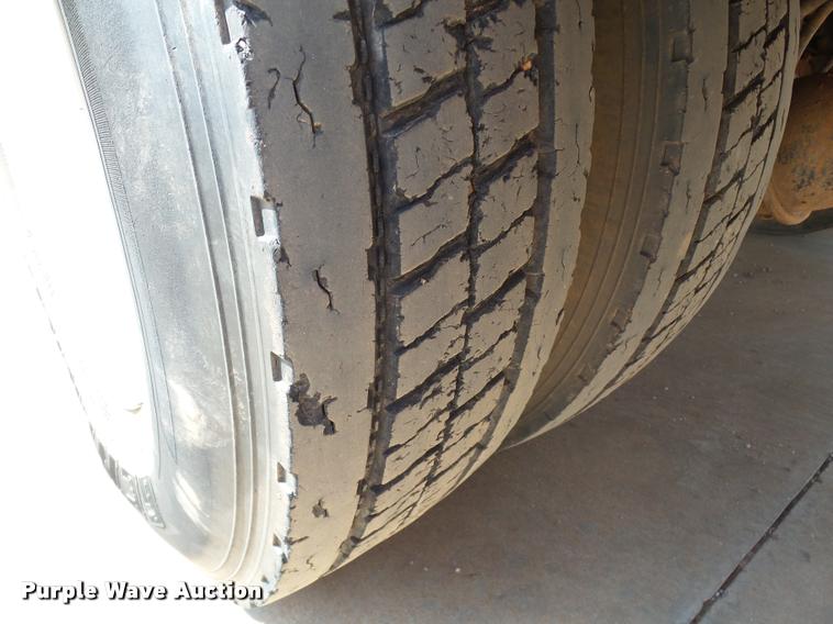 image for item DB4536 2009 Freightliner Business Class M2 bucket truck