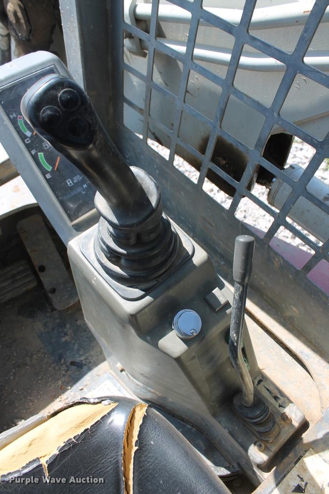 image for item F1802 2006 Takeuchi TL130 skid steer