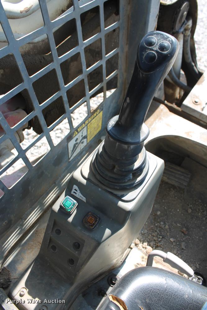 image for item F1802 2006 Takeuchi TL130 skid steer