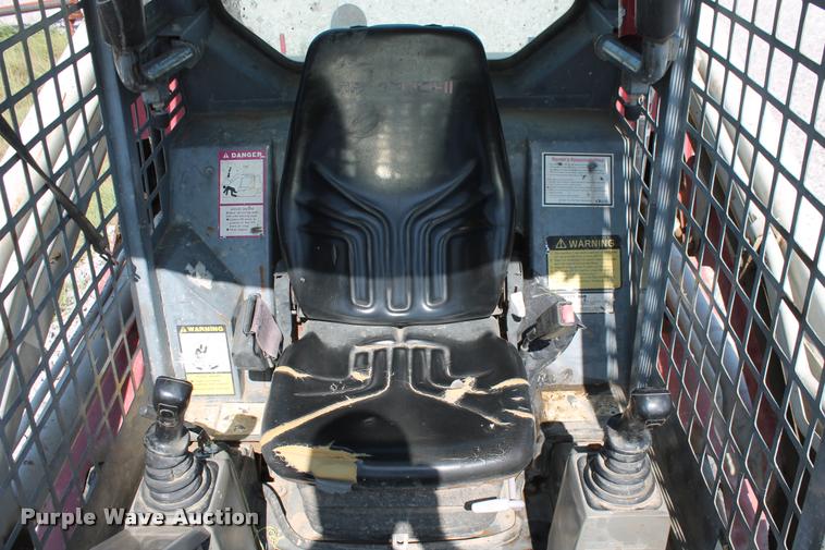 image for item F1802 2006 Takeuchi TL130 skid steer