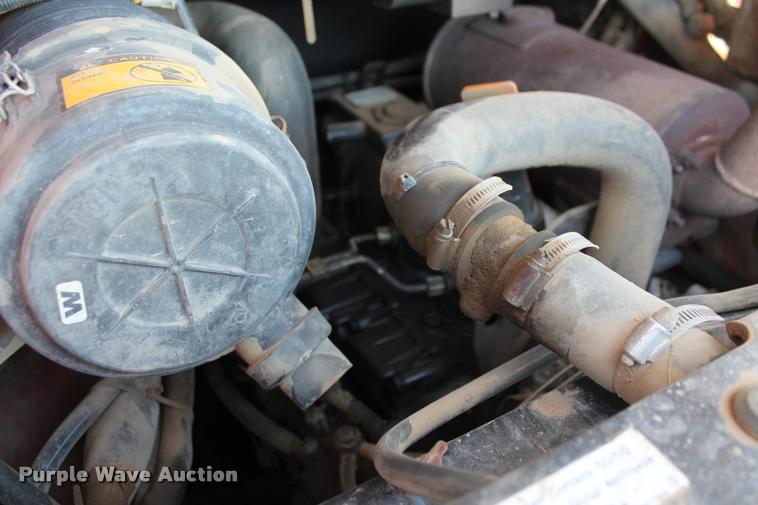 image for item F1802 2006 Takeuchi TL130 skid steer