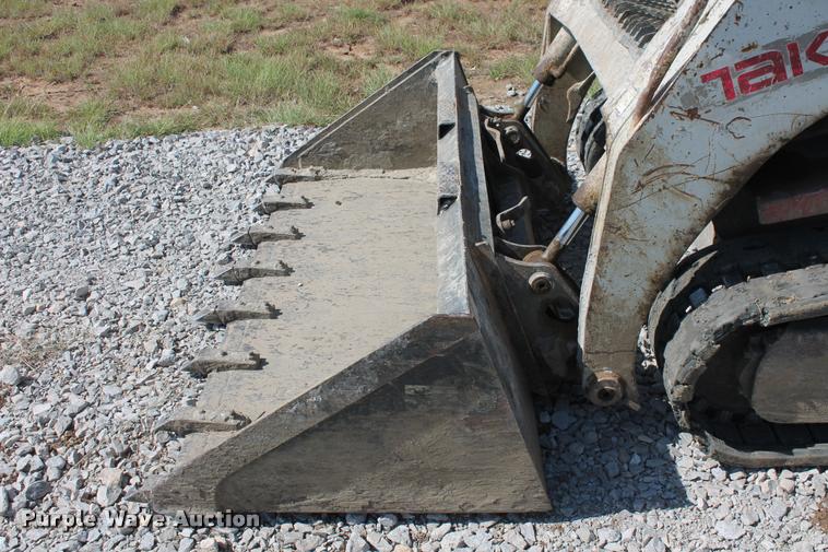 image for item F1802 2006 Takeuchi TL130 skid steer