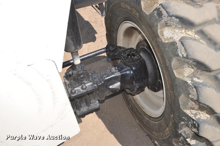 image for item G7473 2006 Terex TH644C telehandler