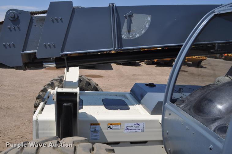 image for item G7473 2006 Terex TH644C telehandler