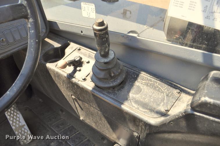 image for item G7473 2006 Terex TH644C telehandler