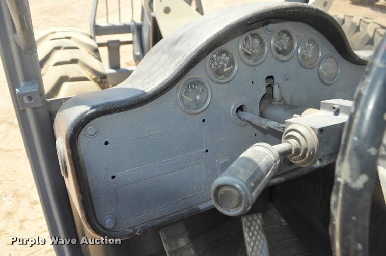 image for item G7473 2006 Terex TH644C telehandler