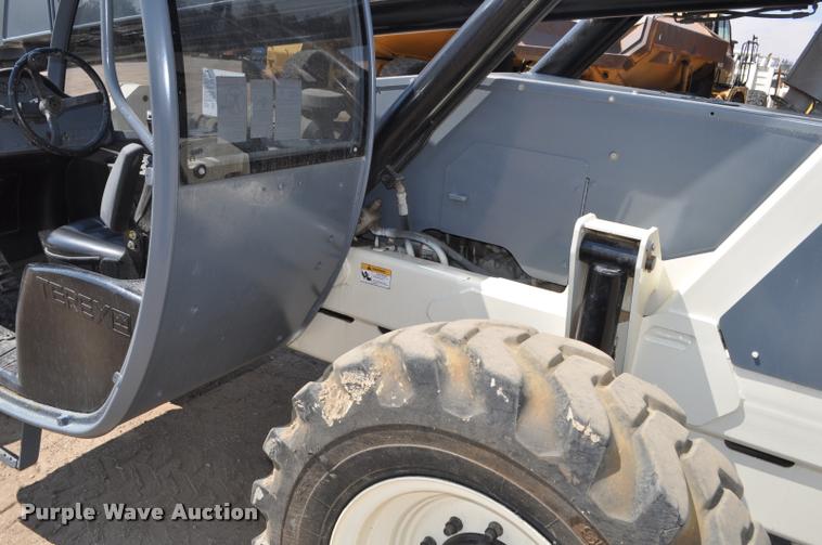 image for item G7473 2006 Terex TH644C telehandler