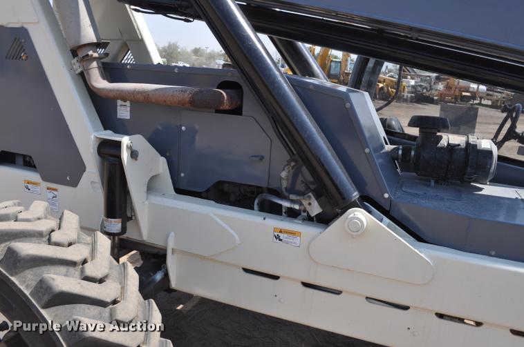 image for item G7473 2006 Terex TH644C telehandler