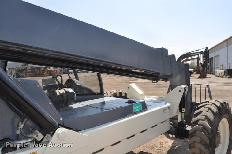 image for item G7473 2006 Terex TH644C telehandler