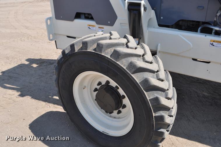 image for item G7473 2006 Terex TH644C telehandler