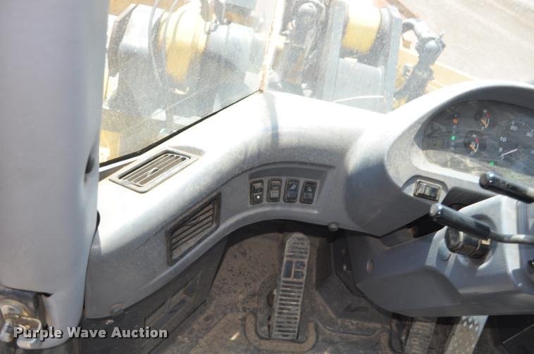 image for item G7474 2002 Komatsu WA470-5H wheel loader