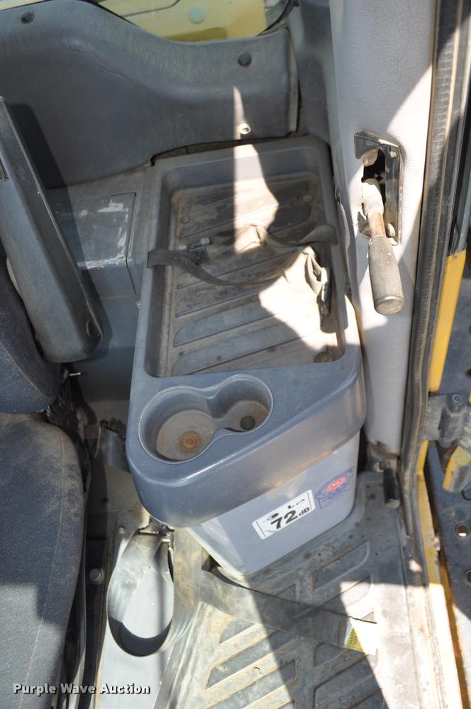 image for item G7474 2002 Komatsu WA470-5H wheel loader