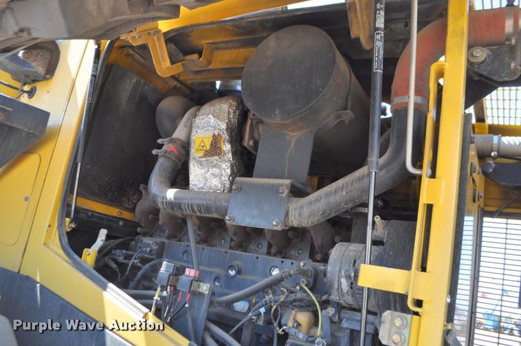 image for item G7474 2002 Komatsu WA470-5H wheel loader