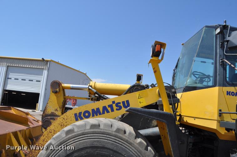 image for item G7474 2002 Komatsu WA470-5H wheel loader