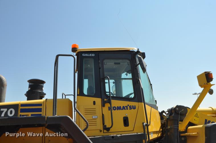 image for item G7474 2002 Komatsu WA470-5H wheel loader