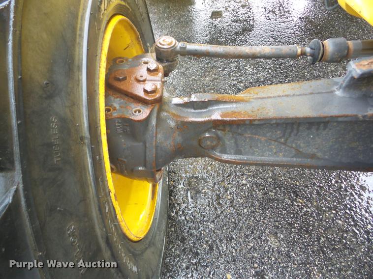 image for item J8737 2007 New Holland B110 backhoe