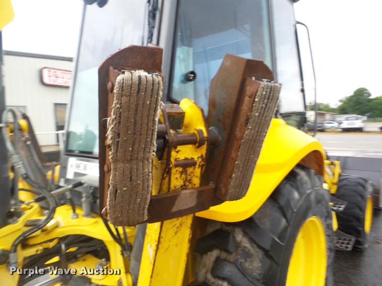 image for item J8737 2007 New Holland B110 backhoe
