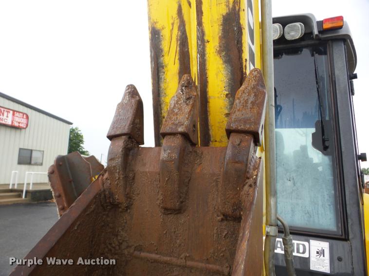 image for item J8737 2007 New Holland B110 backhoe