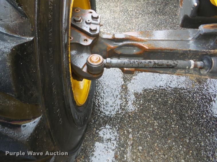 image for item J8737 2007 New Holland B110 backhoe