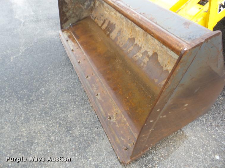 image for item J8737 2007 New Holland B110 backhoe