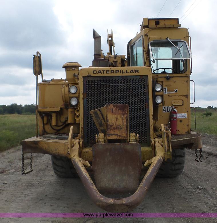 image for item J8742 1979 Caterpillar 637D scraper