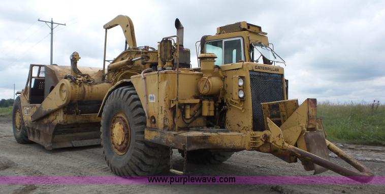 image for item J8742 1979 Caterpillar 637D scraper