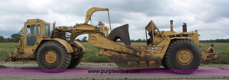 image for item J8742 1979 Caterpillar 637D scraper