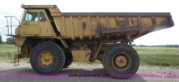 image for item J8745 1987 Caterpillar 773B haul truck