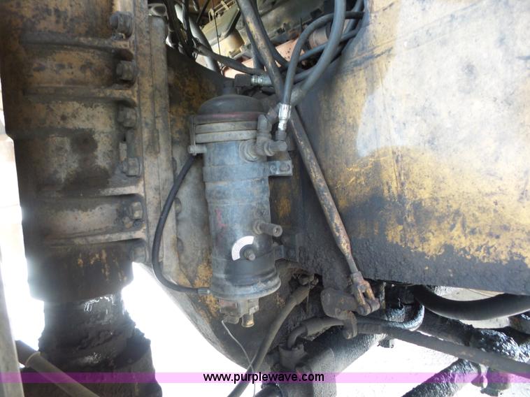 image for item J8745 1987 Caterpillar 773B haul truck