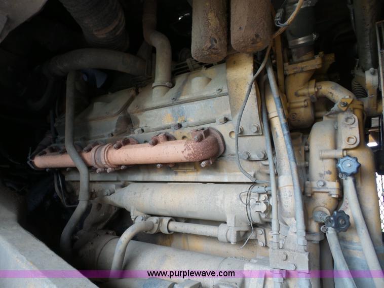 image for item J8745 1987 Caterpillar 773B haul truck