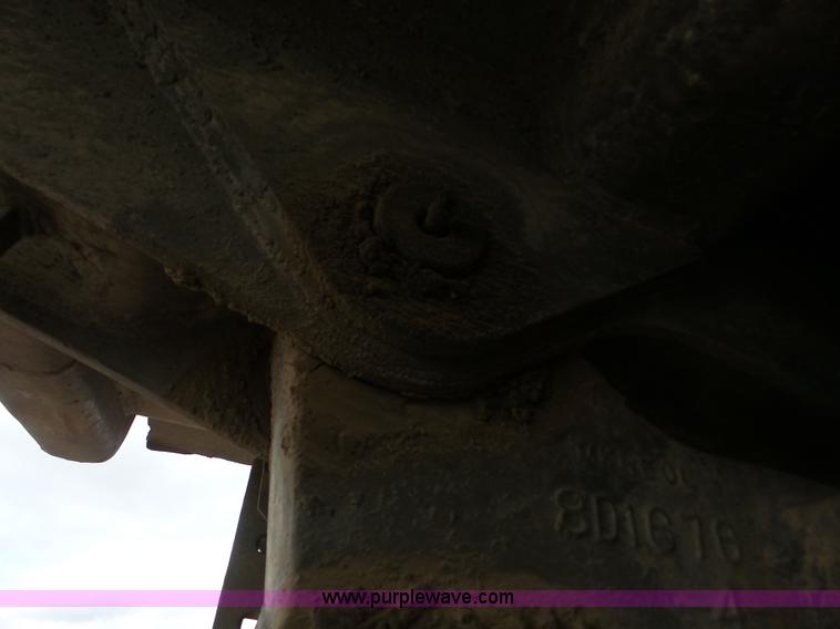 image for item J8745 1987 Caterpillar 773B haul truck