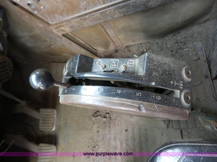 image for item J8745 1987 Caterpillar 773B haul truck