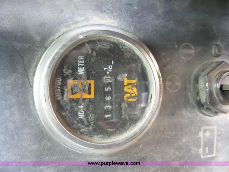 image for item J8745 1987 Caterpillar 773B haul truck