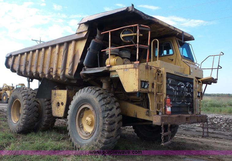 image for item J8746 1987 Caterpillar 773B haul truck