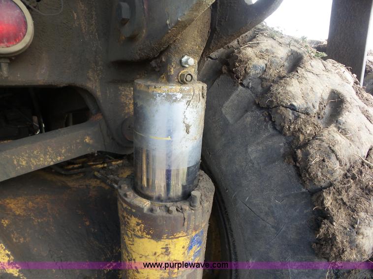 image for item J8746 1987 Caterpillar 773B haul truck